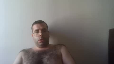 Snapshot of kkadam1 chatting on 05.26.26 kkadam1 online show from 05.26.26