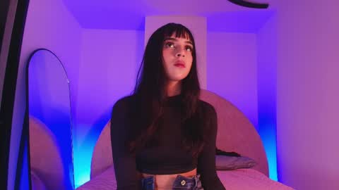 Snapshot of kkira_doll chatting on 04.19.26 Kkira online show from 04.19.26