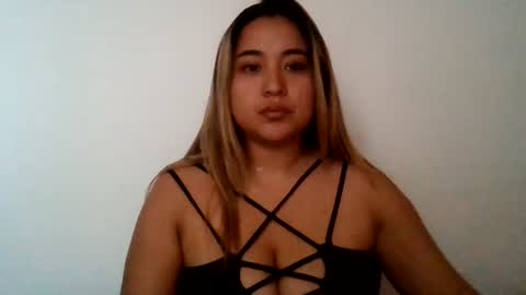 Snapshot of kloe__05 chatting on 07.12.26 Kloe online show from 07.12.26