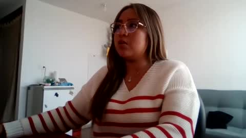 Snapshot of kloe__05 chatting on 07.21.26 Kloe online show from 07.21.26