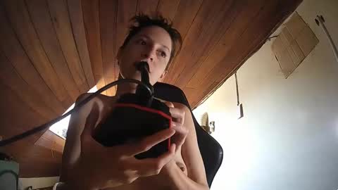 Snapshot of klowrash chatting on 01.05.25 Klowrash online show from 01.05.25