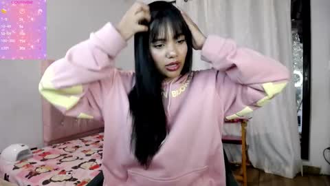 Snapshot of kloy_sech chatting on 01.09.26 Valen online show from 01.09.26