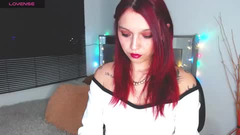 Snapshot of kmila_carson chatting on 12.06.24 kmila online show from 12.06.24