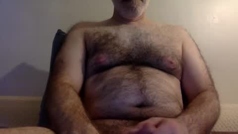 Snapshot of knbnyc chatting on 01.04.25 knbnyc online show from 01.04.25