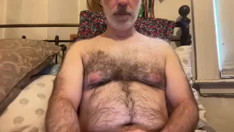 Snapshot of knbnyc chatting on 01.19.25 knbnyc online show from 01.19.25