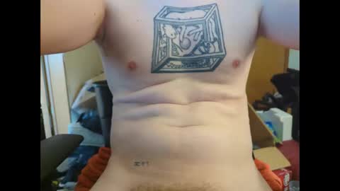 Snapshot of kniloc chatting on 10.30.25 kniloc online show from 10.30.25