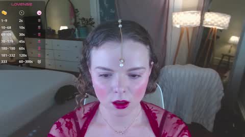 Snapshot of knowlita chatting on 01.24.25 knowlita online show from 01.24.25