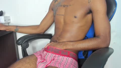 Snapshot of kofi_exotic_ chatting on 12.19.24 kofi online show from 12.19.24