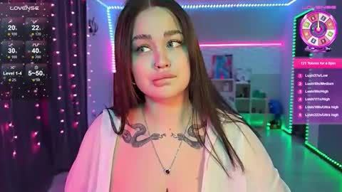 Mia online show from 02.25.26