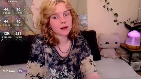 Snapshot of komorebbi chatting on 04.23.26 Marta online show from 04.23.26