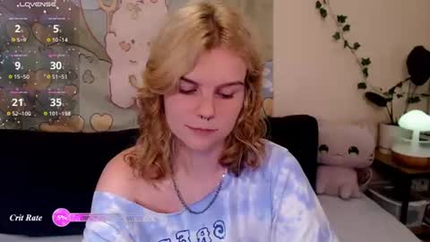 Snapshot of komorebbi chatting on 07.01.26 Marta online show from 07.01.26