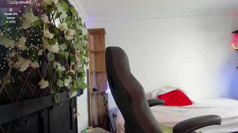 Kora Red online show from 02.10.26