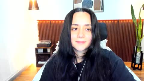 Kora Shadow online show from 12.05.25