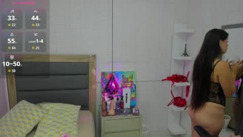 Snapshot of korinasantos chatting on 05.22.26 online show from 05.22.26