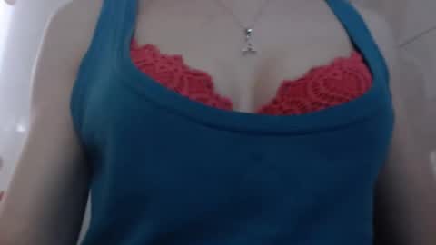 Snapshot of kostello26 chatting on 02.08.26 AC online show from 02.08.26