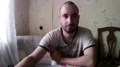 Snapshot of kostua31 chatting on 11.23.25 kvg-1994 online show from 11.23.25