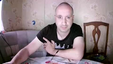 Snapshot of kostua31 chatting on 05.27.26 kvg-1994 online show from 05.27.26
