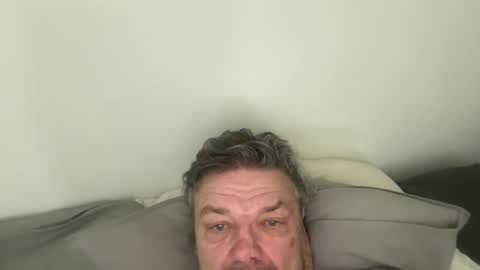 Snapshot of kovapoika chatting on 10.17.25 kovapoika online show from 10.17.25