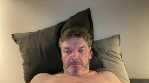 Snapshot of kovapoika chatting on 11.15.25 kovapoika online show from 11.15.25