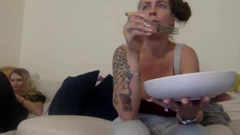 koyoteej online show from 02.26.25