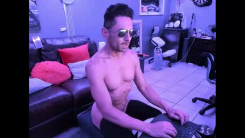 kr2k20005 online show from 02.18.25