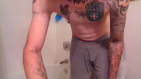 Snapshot of krasher2313 chatting on 05.03.26 hard hung horny online show from 05.03.26