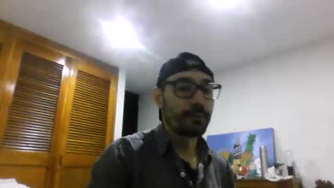 Snapshot of kratosmorgen chatting on 04.13.26 KratosMorgen online show from 04.13.26