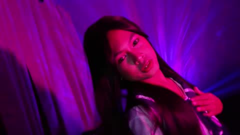 Snapshot of krimpie_xx chatting on 02.28.26 krimpie_xx online show from 02.28.26