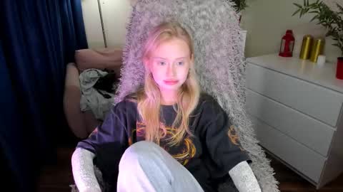 kris_grant online show from 02.22.25