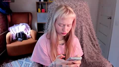 kris_grant online show from 04.12.26