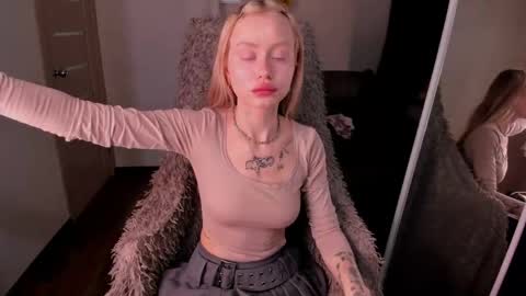 kris_grant online show from 04.17.26