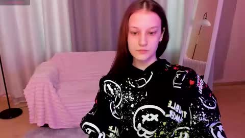 Snapshot of krisdoeil chatting on 02.13.26 krisdoeil online show from 02.13.26