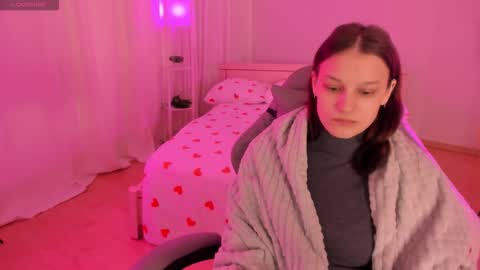 Snapshot of krisdoeil chatting on 03.03.26 krisdoeil online show from 03.03.26