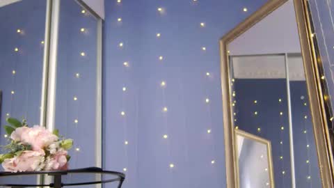 kriskras__ online show from 12.15.25