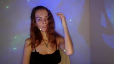 Snapshot of kriss5344 chatting on 10.30.25 Kriss online show from 10.30.25