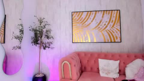 Krisstine  online show from 05.17.26