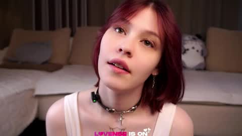 Snapshot of krissyhei chatting on 06.01.26 Sarah online show from 06.01.26