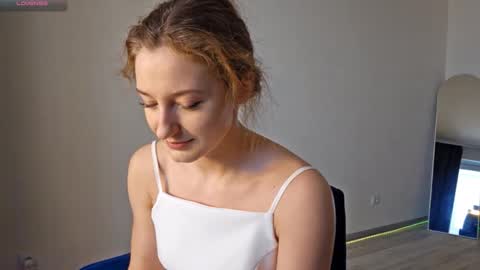 Snapshot of kristandaty chatting on 02.28.26 kristandaty online show from 02.28.26