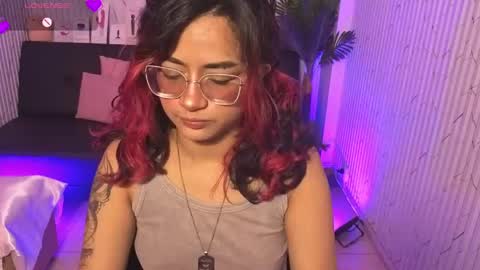 kristen_tay online show from 04.13.26