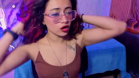 kristen_tay online show from 05.15.26
