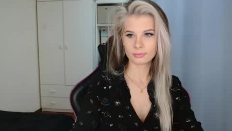 KristineAmore online show from 04.07.26