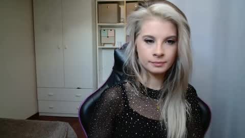 KristineAmore online show from 05.25.26