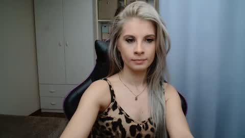 KristineAmore online show from 05.26.26