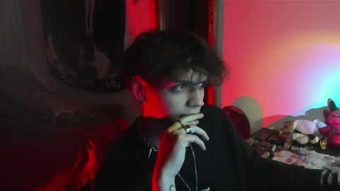 Snapshot of krye_x chatting on 11.08.25 Zack online show from 11.08.25