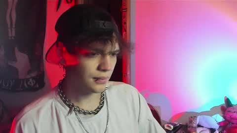 Snapshot of krye_x chatting on 11.11.25 Zack online show from 11.11.25