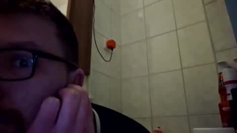 Snapshot of kryptoni18435 chatting on 12.21.25 Tommy online show from 12.21.25