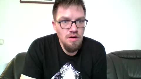 Snapshot of kryptoni18435 chatting on 01.14.26 Tommy online show from 01.14.26