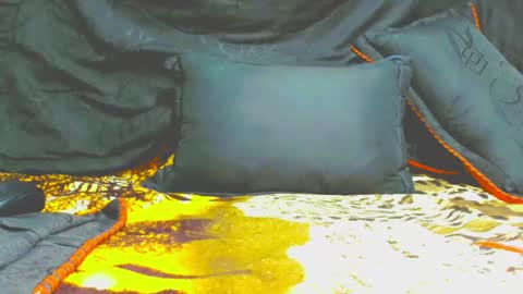 kryxtal online show from 04.16.26