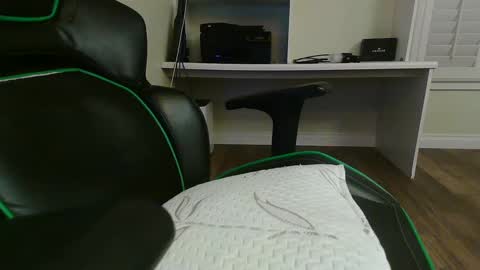 Kevin online show from 12.31.24