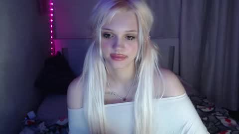 Emilia online show from 02.22.25